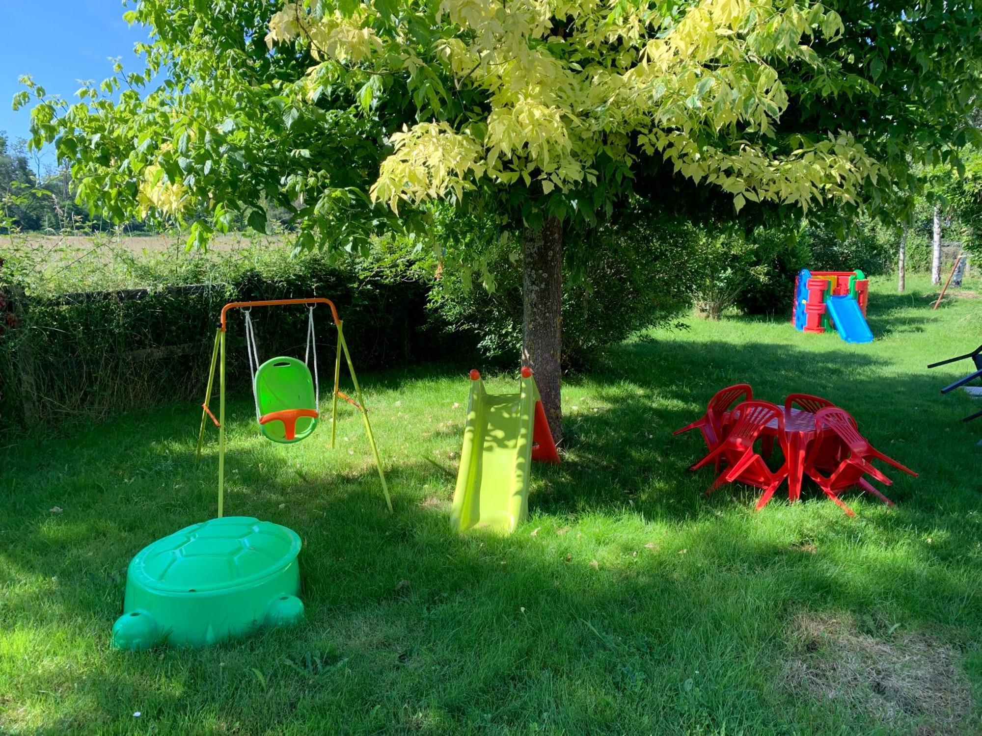 Gite 3 Etoiles Les Gourlines Avec Balneo, Veranda, Piscine Et Garage Avermes Exterior foto